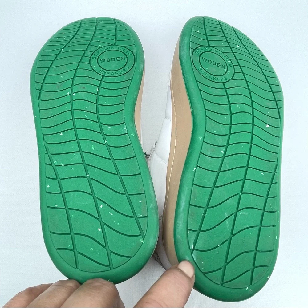 White & Green Women’s Casual Sneakers